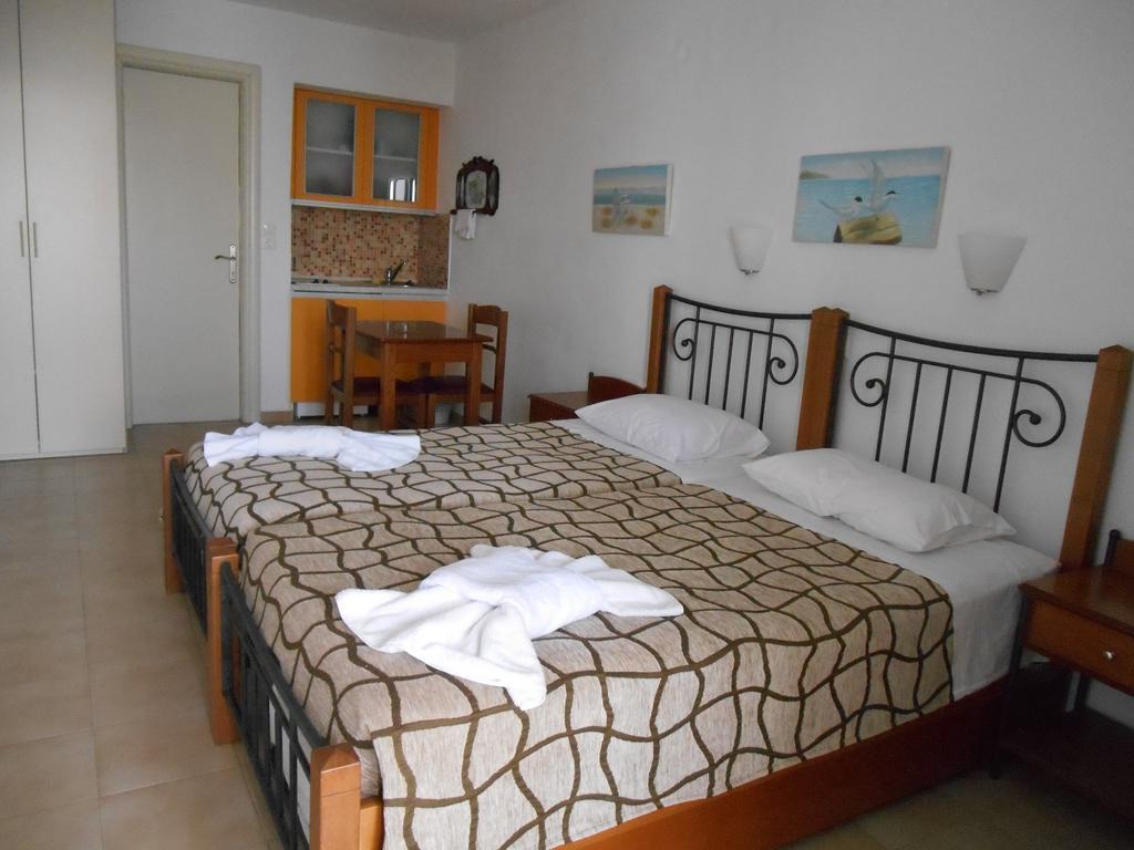 Studios Gabriel Agia Anna  Habitación foto